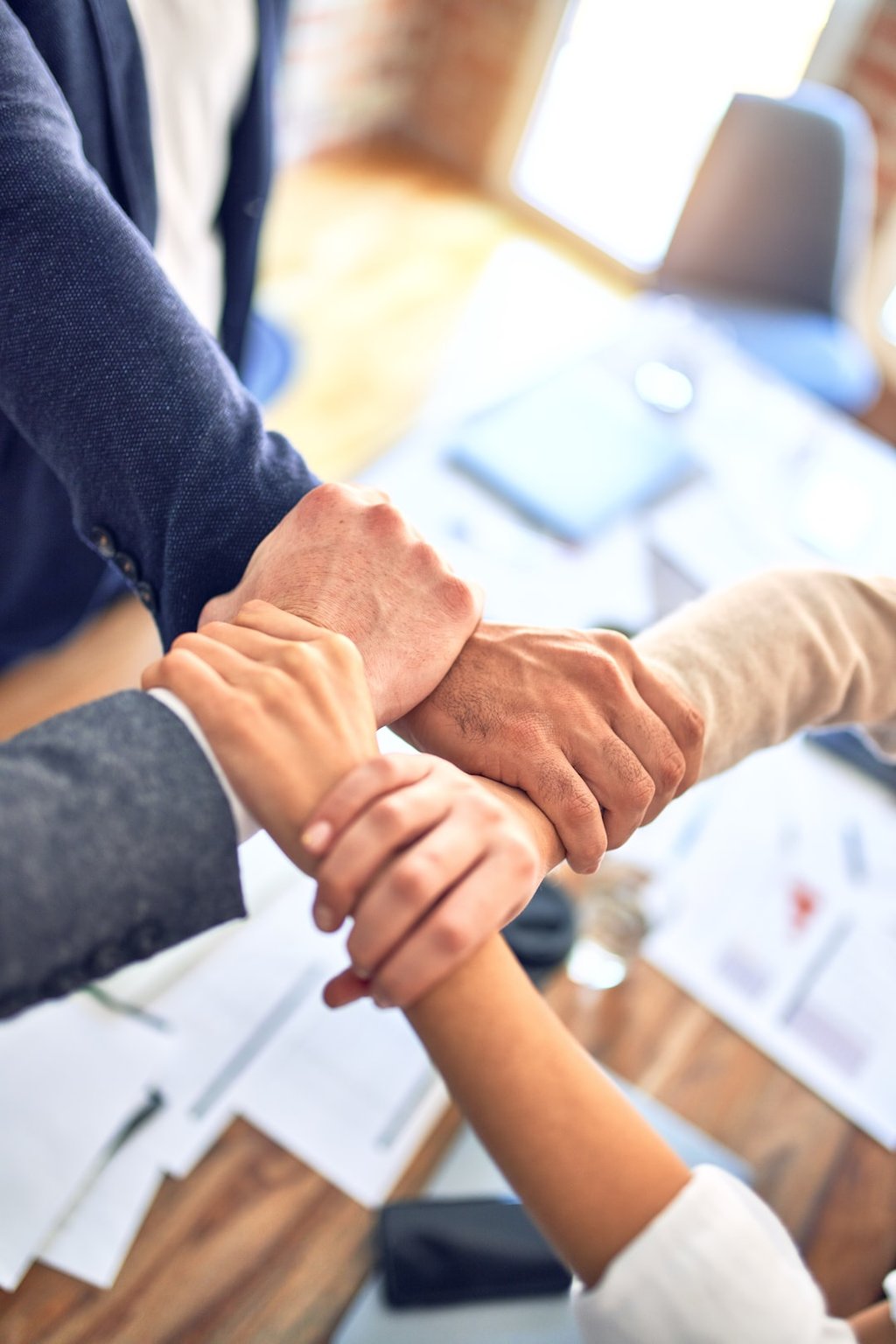 How to Run HOA Meetings in Dunedin, Florida